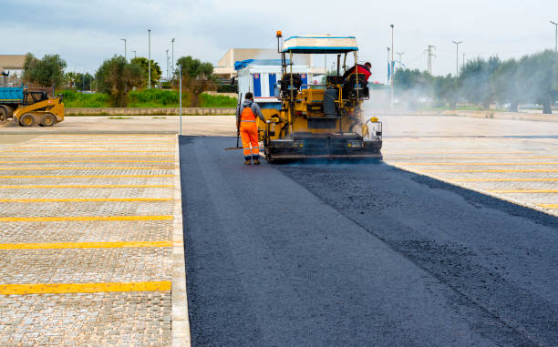 Best Driveway Grading and Leveling  in Davenport, IA